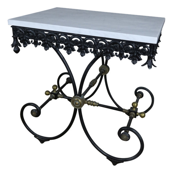 TABLE IN WROUGHT IRON AND BRASS