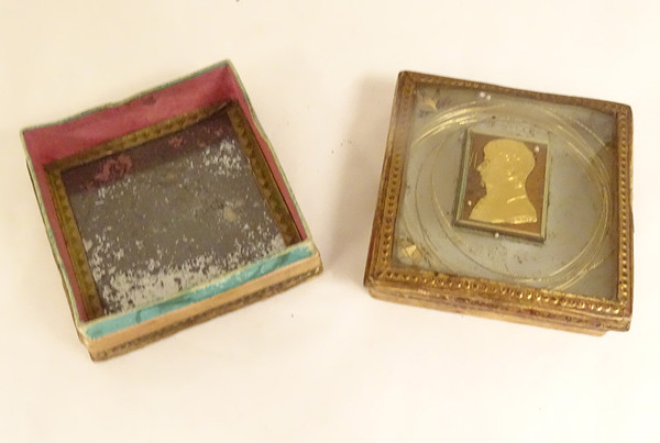 Small Cardboard Box Gilded Paper Profile Napoleon First Consul Brenet 19th century