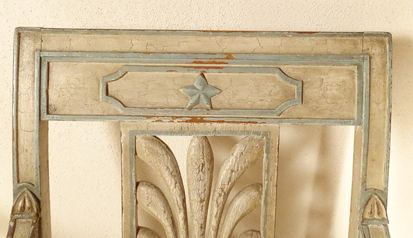 Coppia di poltrone Directoire in legno laccato con sedute a conchiglia Palmette Fine XVIII secolo
