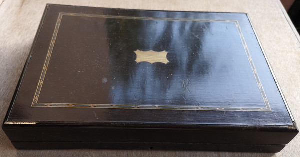 Napoleon III silver-gilt box: 12 spoons +1 pair of tongs + tea strainer + spoon Guillot 19th century goldsmiths