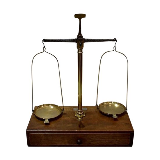 Small Jeweler's Scale, Trebuchet type - 1900