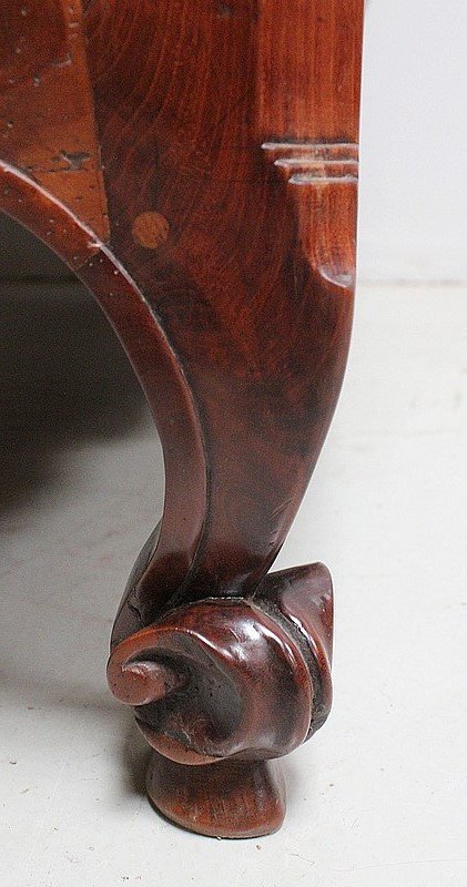 Cabinet en Merisier Roux de style Louis XV, région Vendée - 1ère partie XIXe