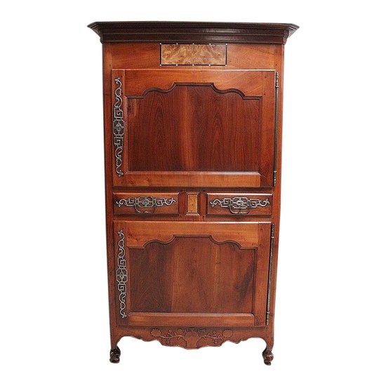 Cabinet in Roux Cherry, Louis XV style, Vendée region - 1st part 19th century