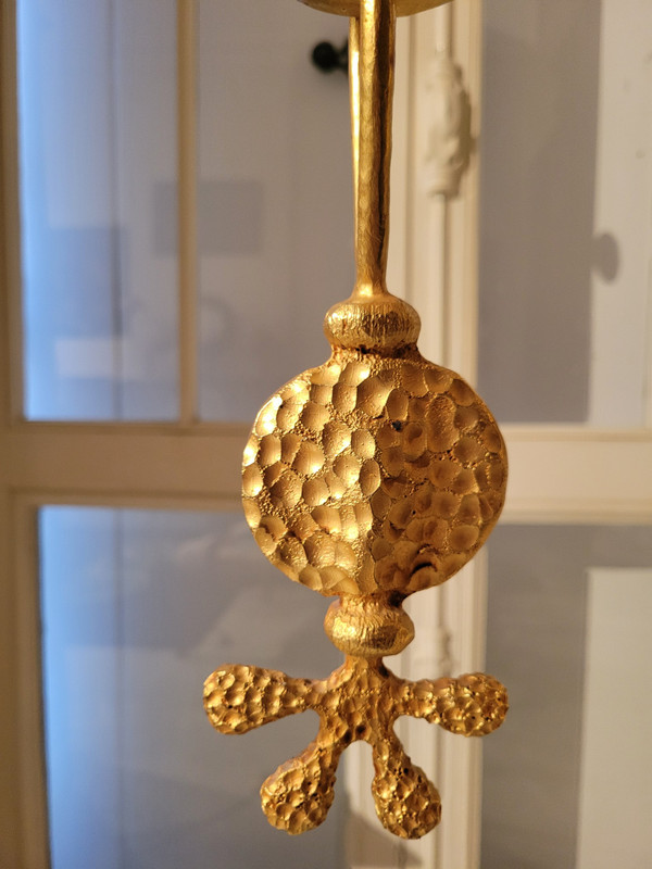Lampadaire en métal doré signé Nicolas de Waël pour Fondica.