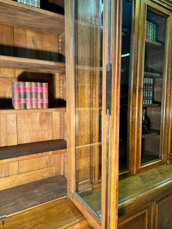 Grande libreria in rovere biondo del XIX secolo