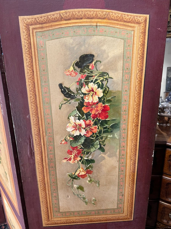 Large folding screen