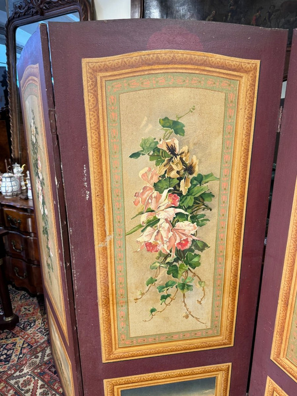 Large folding screen