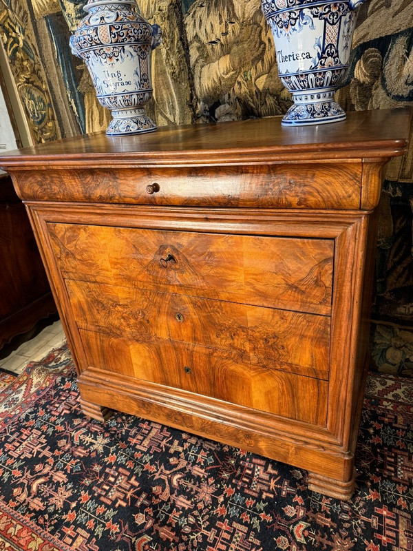 Louis Philippe 19th century walnut chest of drawers