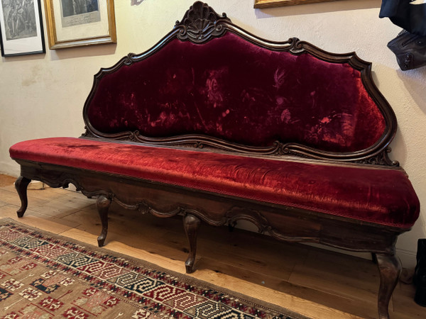 Große venezianische Sitzbank aus Nussbaum, 19.