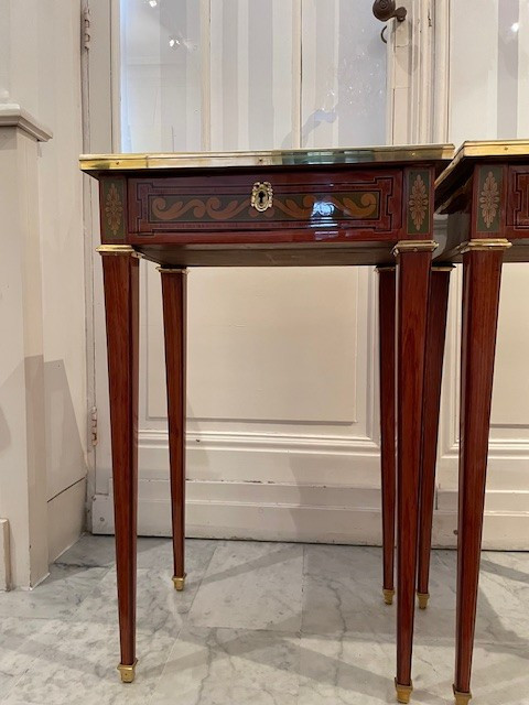 2 Small tables in marquetry of noble woods stamped J.P Dusautoy