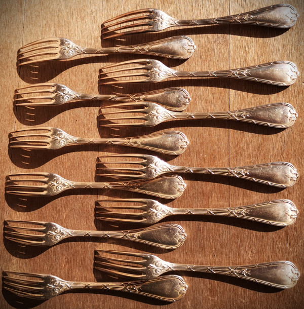 12 silver-plated entremets/dessert place settings, Rubans pattern, antique Christofle silverware
