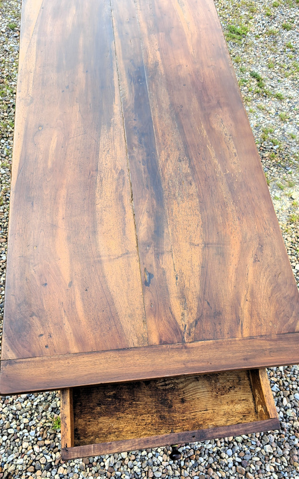 table de ferme ou pour cuisine en noyer blond massif fin 19ème