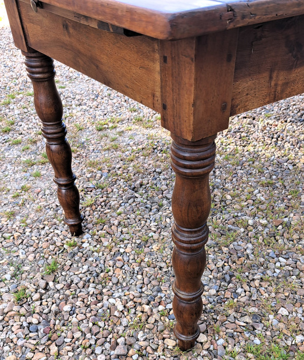 table de ferme ou pour cuisine en noyer blond massif fin 19ème