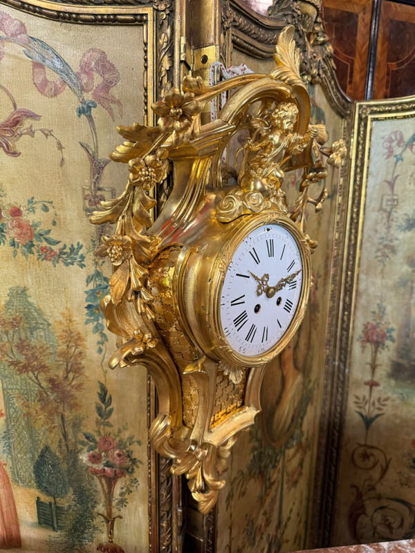 GILDED BRONZE WALL LAMP IN THE LOUIS XV STYLE