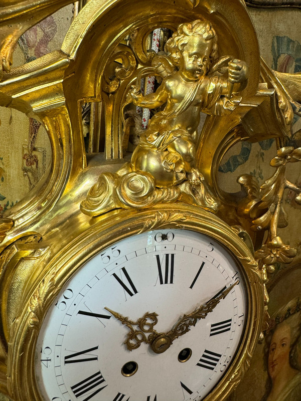 GILDED BRONZE WALL LAMP IN THE LOUIS XV STYLE