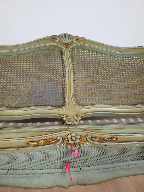 Salon 3 Pièces En Bois Laqué Et Cannage, Circa 1900