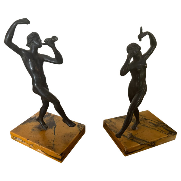 PAIR OF ANTIQUE BRONZE FIGURES