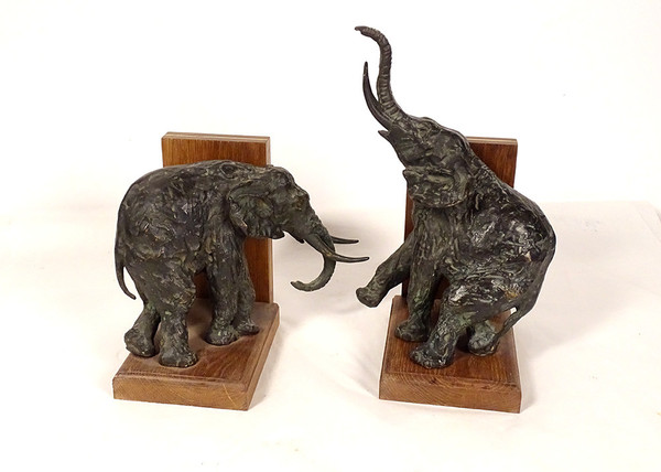 Pair of bookends Elephant sculptures Ary Bitter Bronze Art Deco 20th century