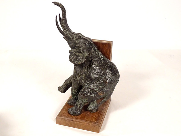 Pair of bookends Elephant sculptures Ary Bitter Bronze Art Deco 20th century