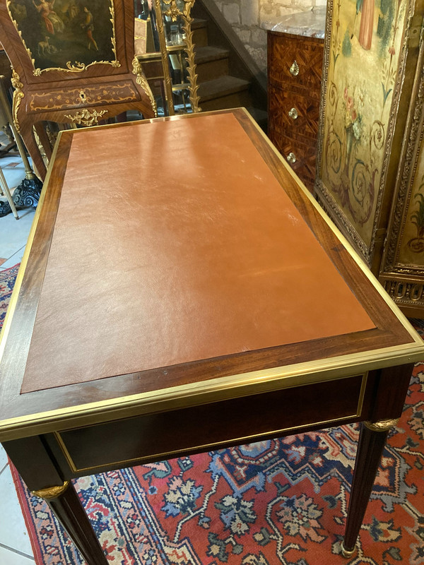 BUREAU PLAT TOUTES FACES DE STYLE LOUIS XVI