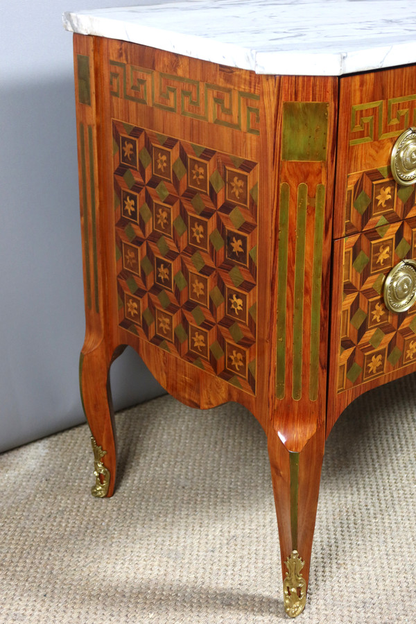 Commode sauteuse Transition XVIIIème siècle
