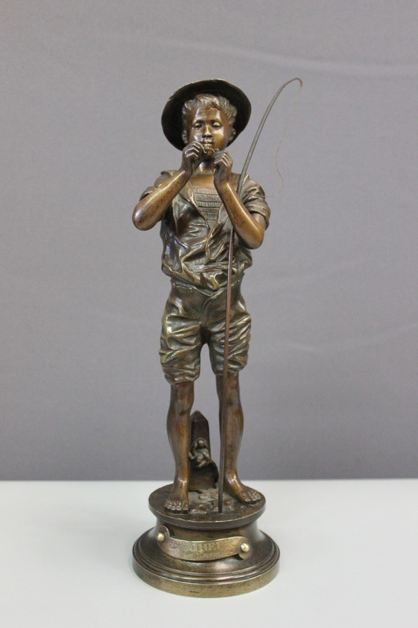 Bronze by Lavergne depicting a fisherman, circa 1900