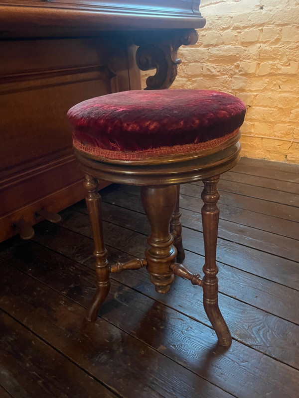 Piano Sponnagel Circa 1900 Avec Son Siège