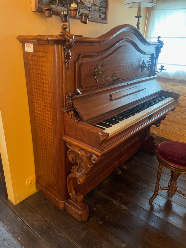 Piano Sponnagel Circa 1900 Avec Son Siège