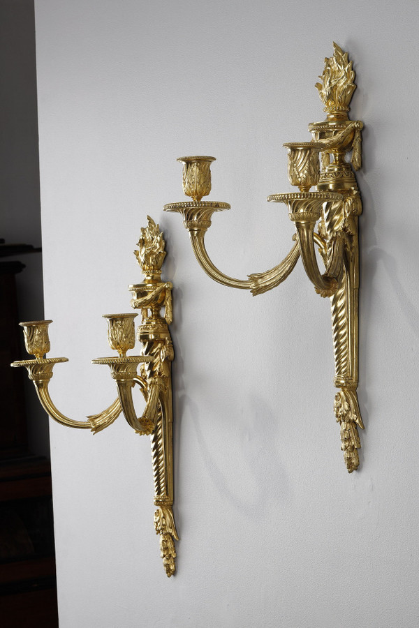 PAIR OF ORMOLU SCONCES IN THE LOUIS XVI STYLE 