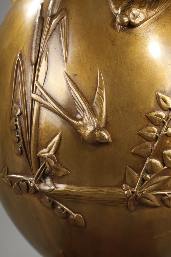 PAIR OF CANDELABRAS IN GILDED BRONZE