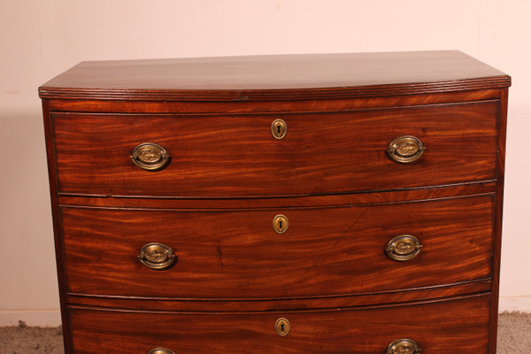 Petite Commode Bombée En Acajou époque Regency Circa 1800