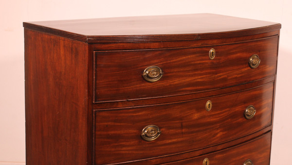 Petite Commode Bombée En Acajou époque Regency Circa 1800