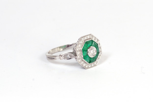 Anello con diamanti smeraldo in stile Art Déco in oro 18 carati, anello vintage, anello di seconda mano, matrimonio