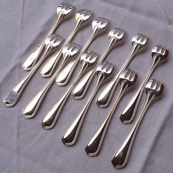 12 silver-plated oyster forks, Spatours Christofle model