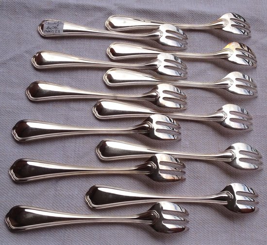 12 silver-plated oyster forks, Spatours Christofle model