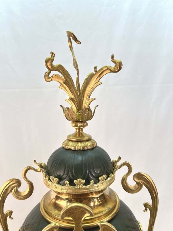 Large Art Nouveau gilt bronze "vase" clock 66 cm