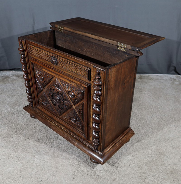 Coffre à Linge de palier en Hêtre et Noyer massif, style Louis XIII – Fin XIXe