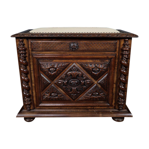 Coffre à Linge de palier en Hêtre et Noyer massif, style Louis XIII – Fin XIXe