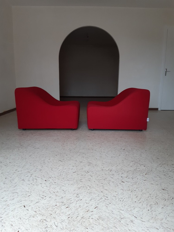 Pair of Chromatic model low chairs by Kwok Hoi Chan, for Steiner in unique pieces
