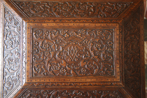Armorial box in the style of Bagard, 18th century