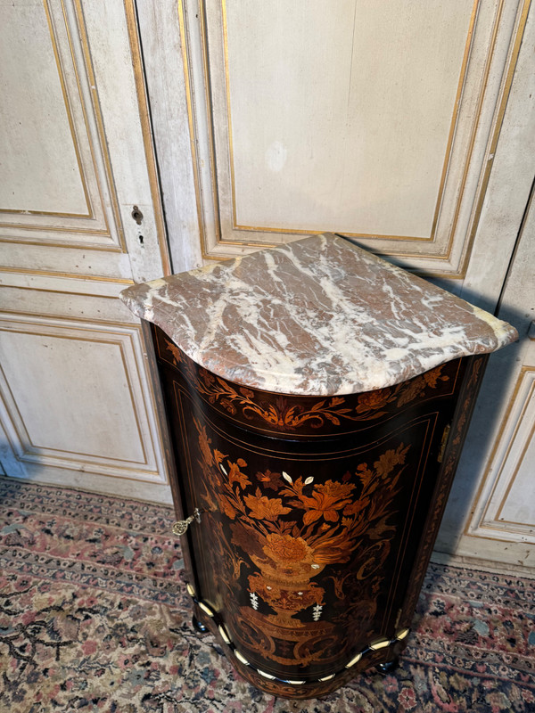 Encoignure 19 eme en marqueterie époque Napoléon 3