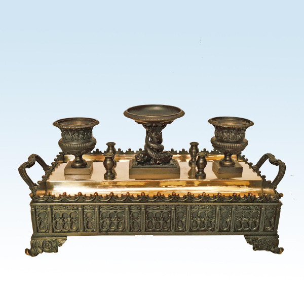 Important Writing Case Inkwell with Dolphins" In Bronze Restoration Period