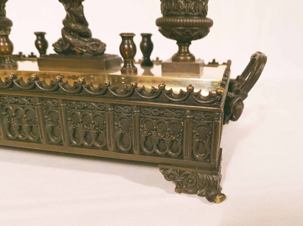 Important Writing Case Inkwell with Dolphins" In Bronze Restoration Period