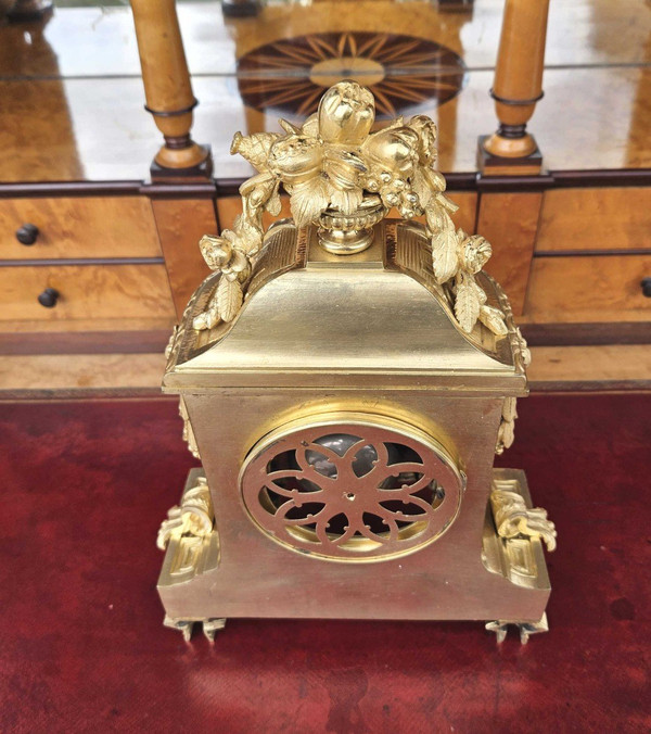 Louis XVI Borne Clock In Gilt Bronze