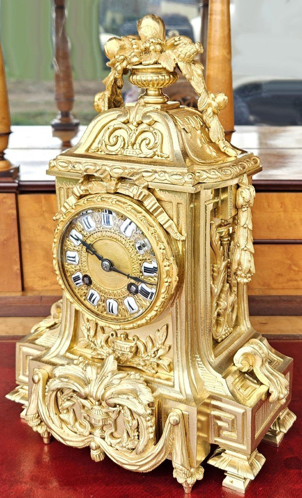 Louis XVI Borne Clock In Gilt Bronze