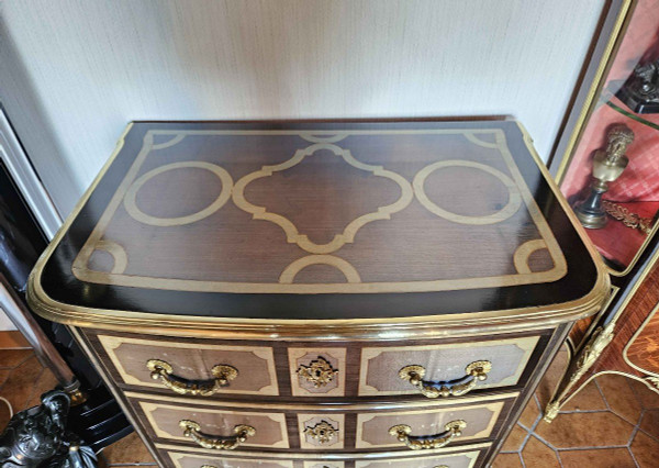 Petite Commode cintrée St Louis XIV Maison Jansen
