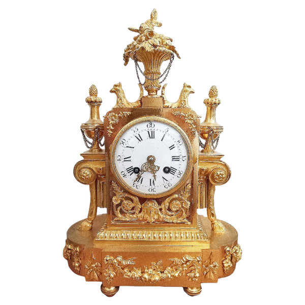 Pendule En Bronze XIXe Ciselé Et Doré Au Mercure