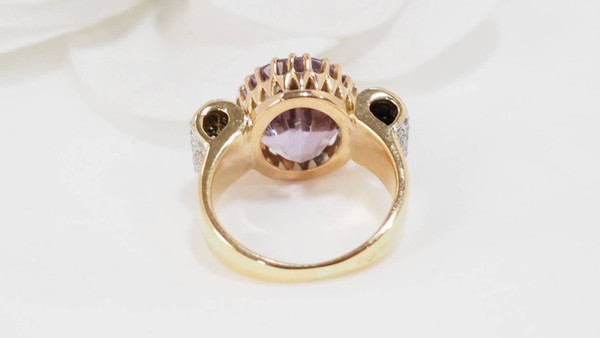Bague noeud en or jaune, améthyste et diamants