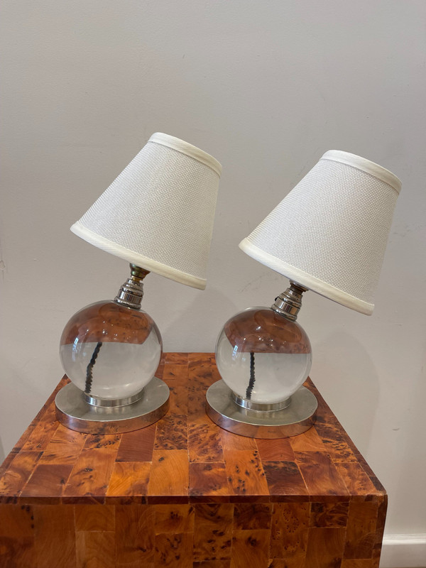  Coppia di lampade a sfera in cristallo, Jacques ADNET (1900-1984) per BACCARAT