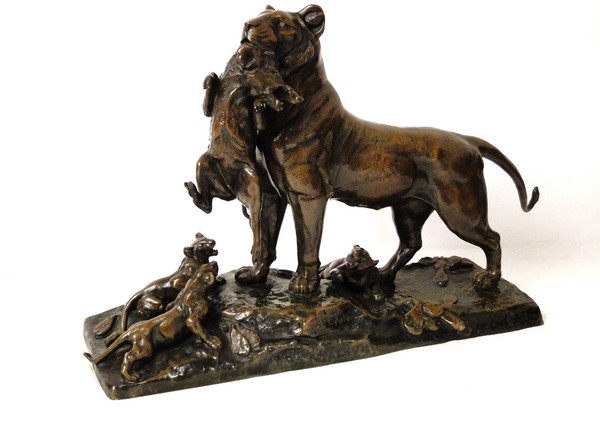 Auguste Cain Scultura in bronzo Leonessa e cuccioli Susse Frères Parigi XIX secolo